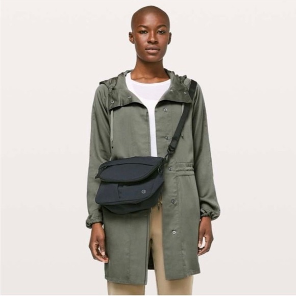 Lululemon City Stroll Jacket Grey Sage - Picture 2 of 12